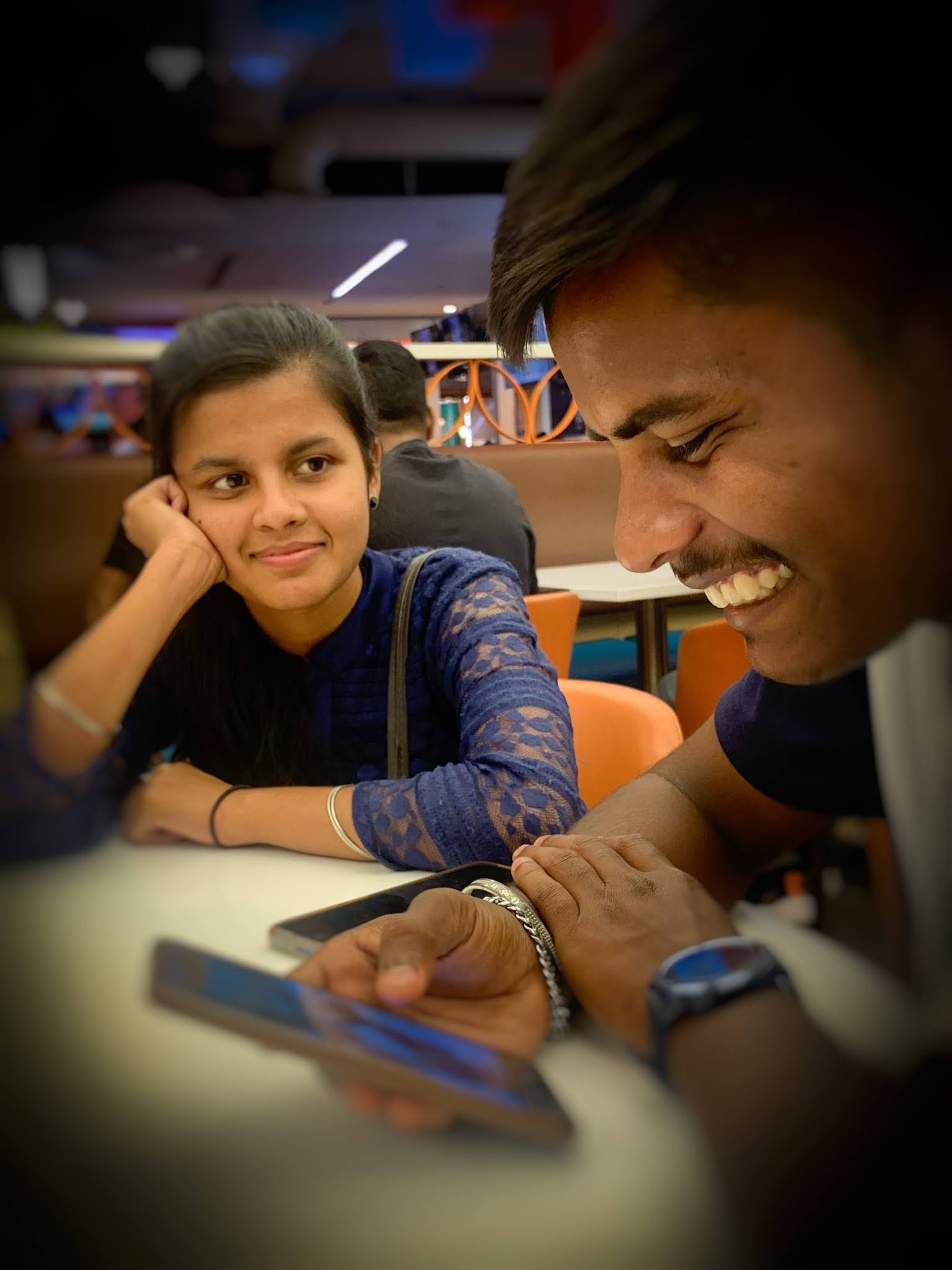 Eyes that always find each other